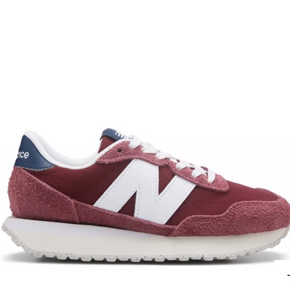 New Balance 237 Burgundy and White Sneakers Size-9.5 NWT - Picture 3 of 15